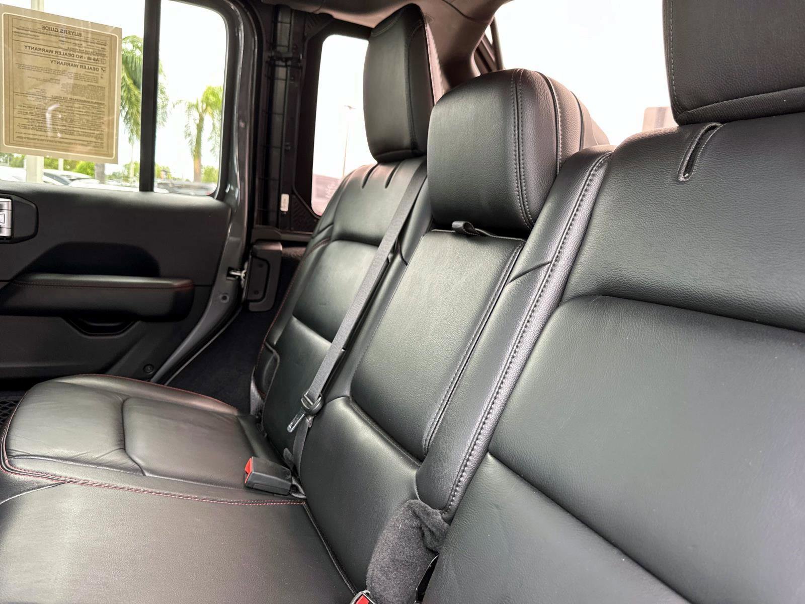 2019 Jeep Wrangler Unlimited Rubicon photo 12