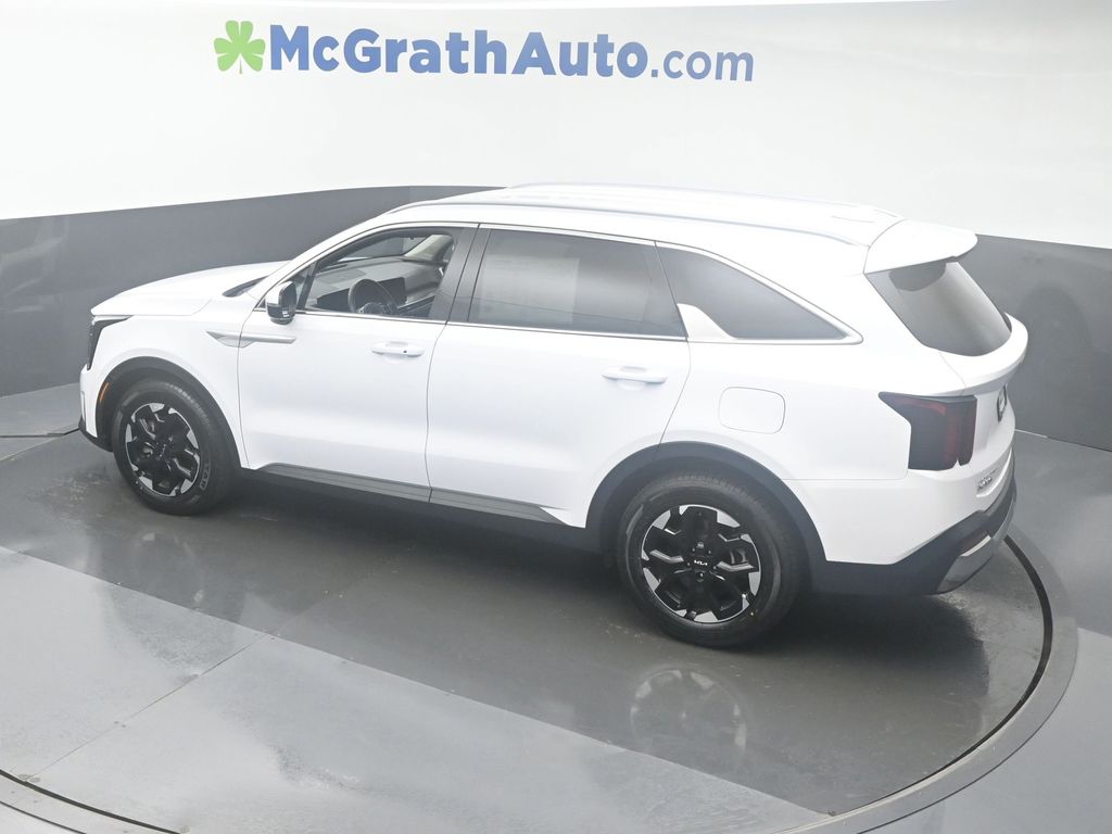 2024 Kia Sorento S photo 18