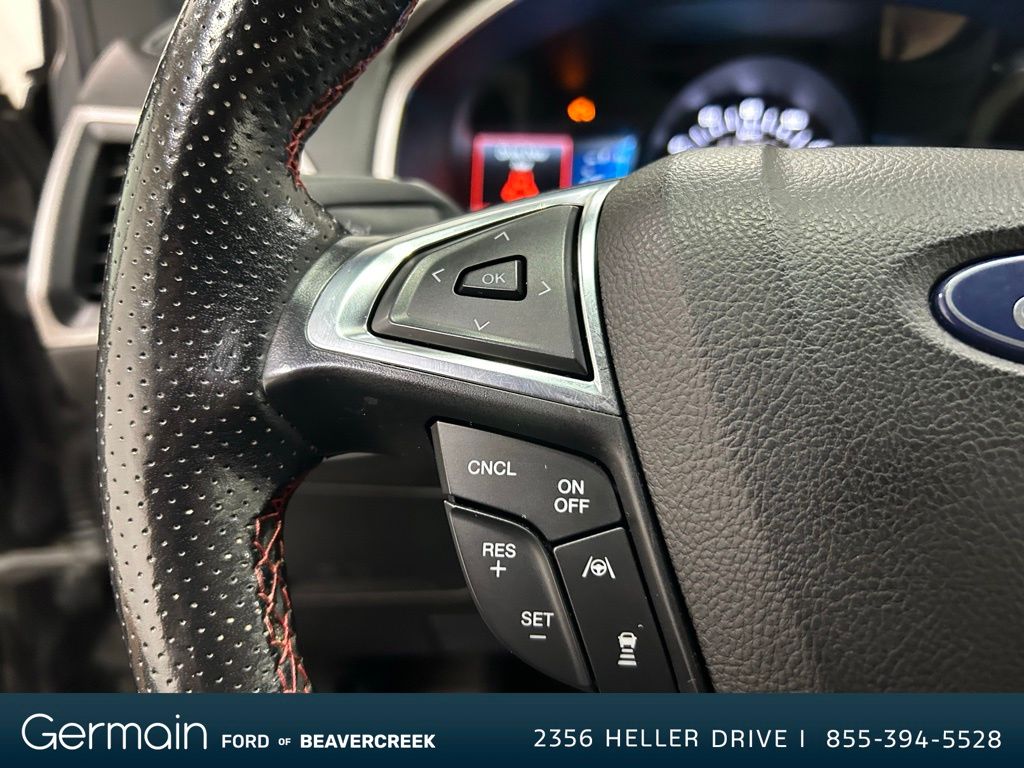 2021 Ford Edge ST photo 21