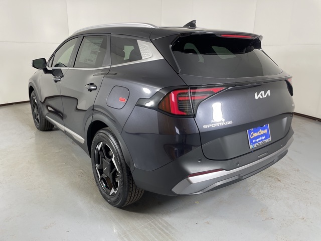 2026 Kia Sportage EX photo 2