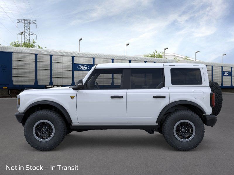 2025 Ford Bronco Badlands photo 3