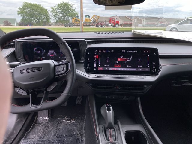 2025 Dodge Charger R/T AWD photo 5