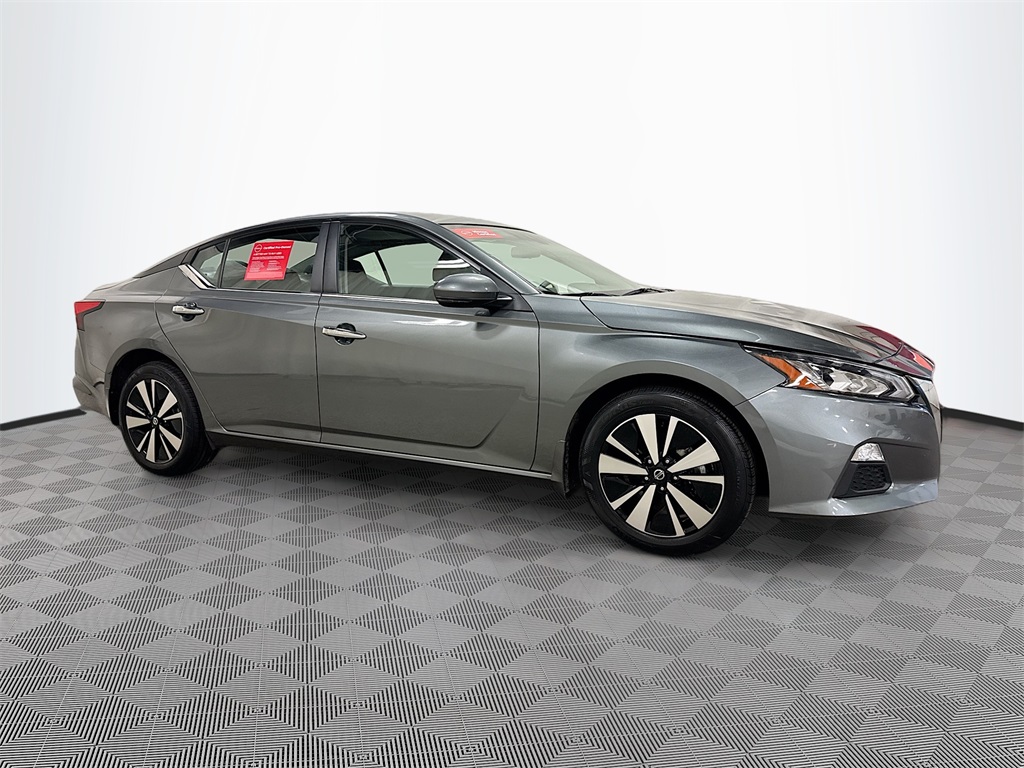 2022 Nissan Altima 2.5 SV photo 4