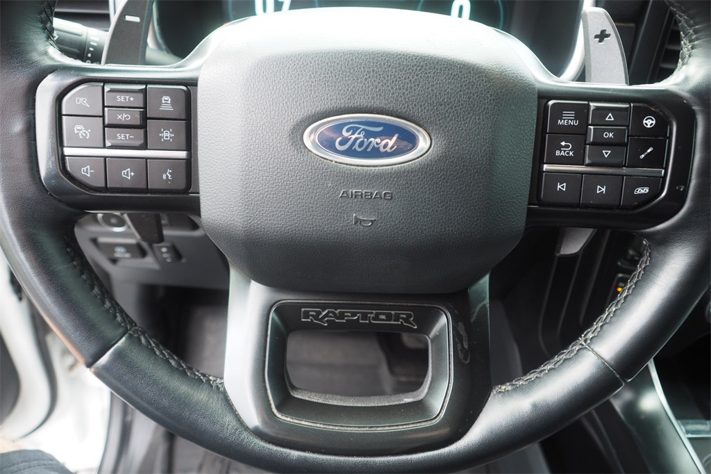 2023 Ford F-150 Raptor photo 13
