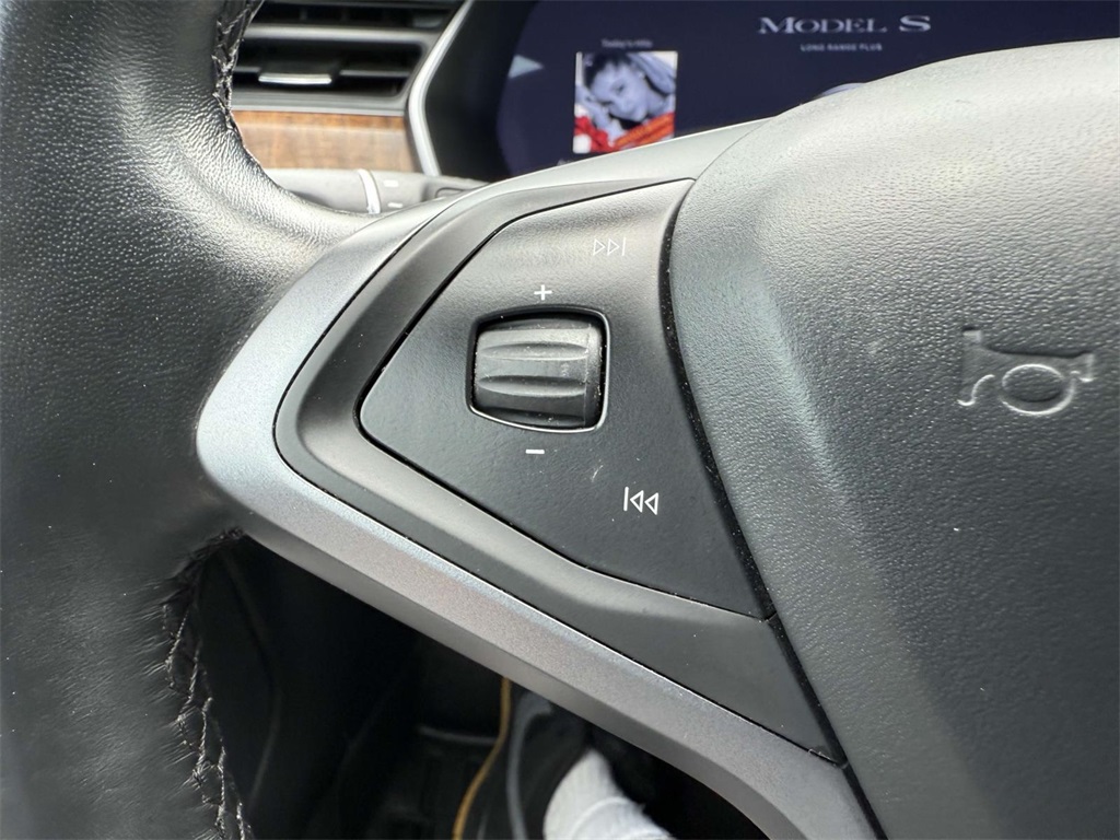 2021 Tesla Model S Long Range photo 32