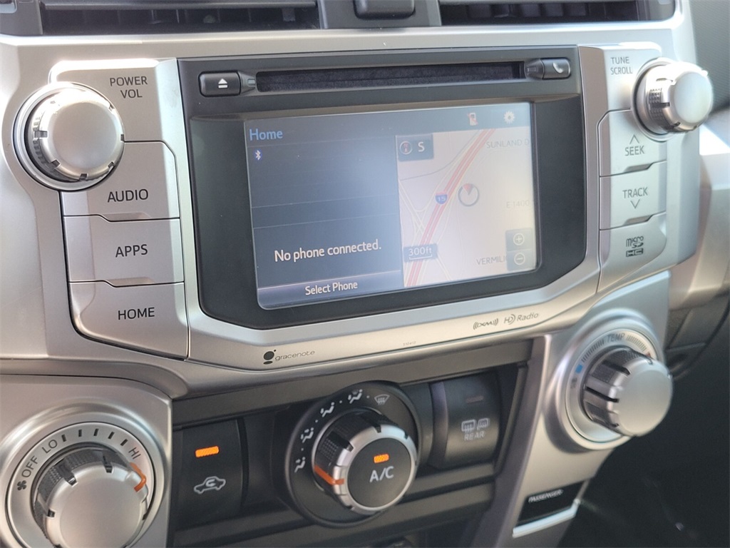 2019 Toyota 4Runner SR5 photo 20
