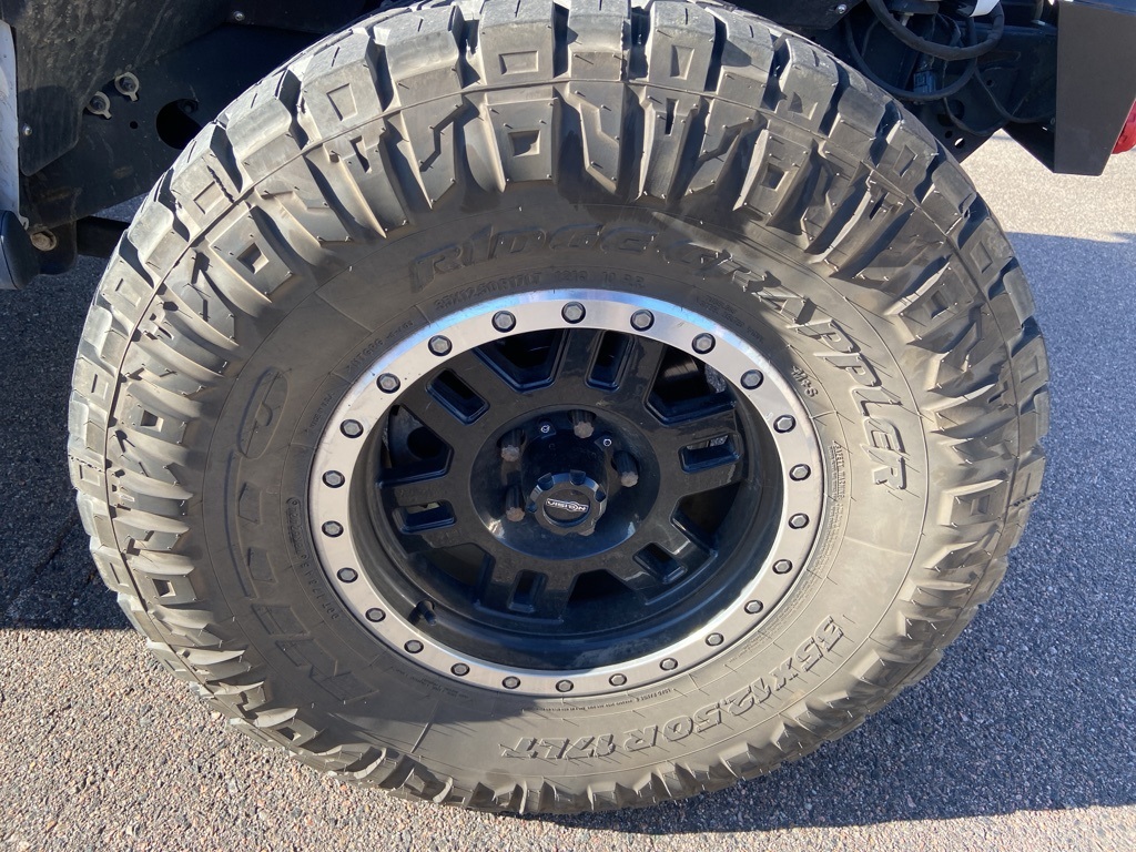 2020 Jeep Gladiator Sport photo 3