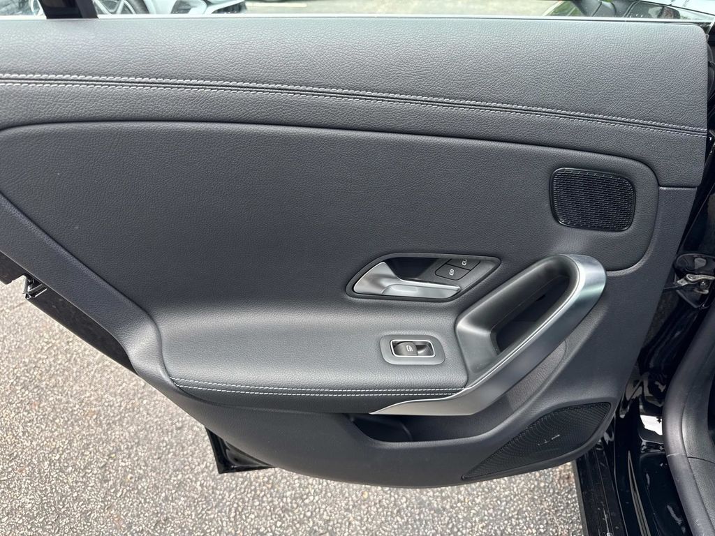 2024 Mercedes Benz CLA 250 4MATIC photo 40