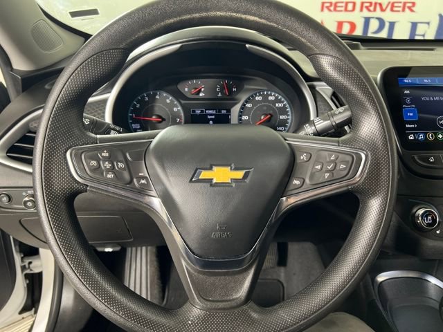 2023 Chevrolet Malibu 1LT photo 9
