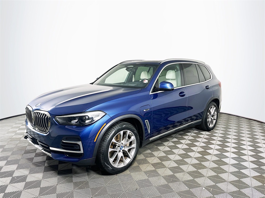 2022 BMW X5 45e