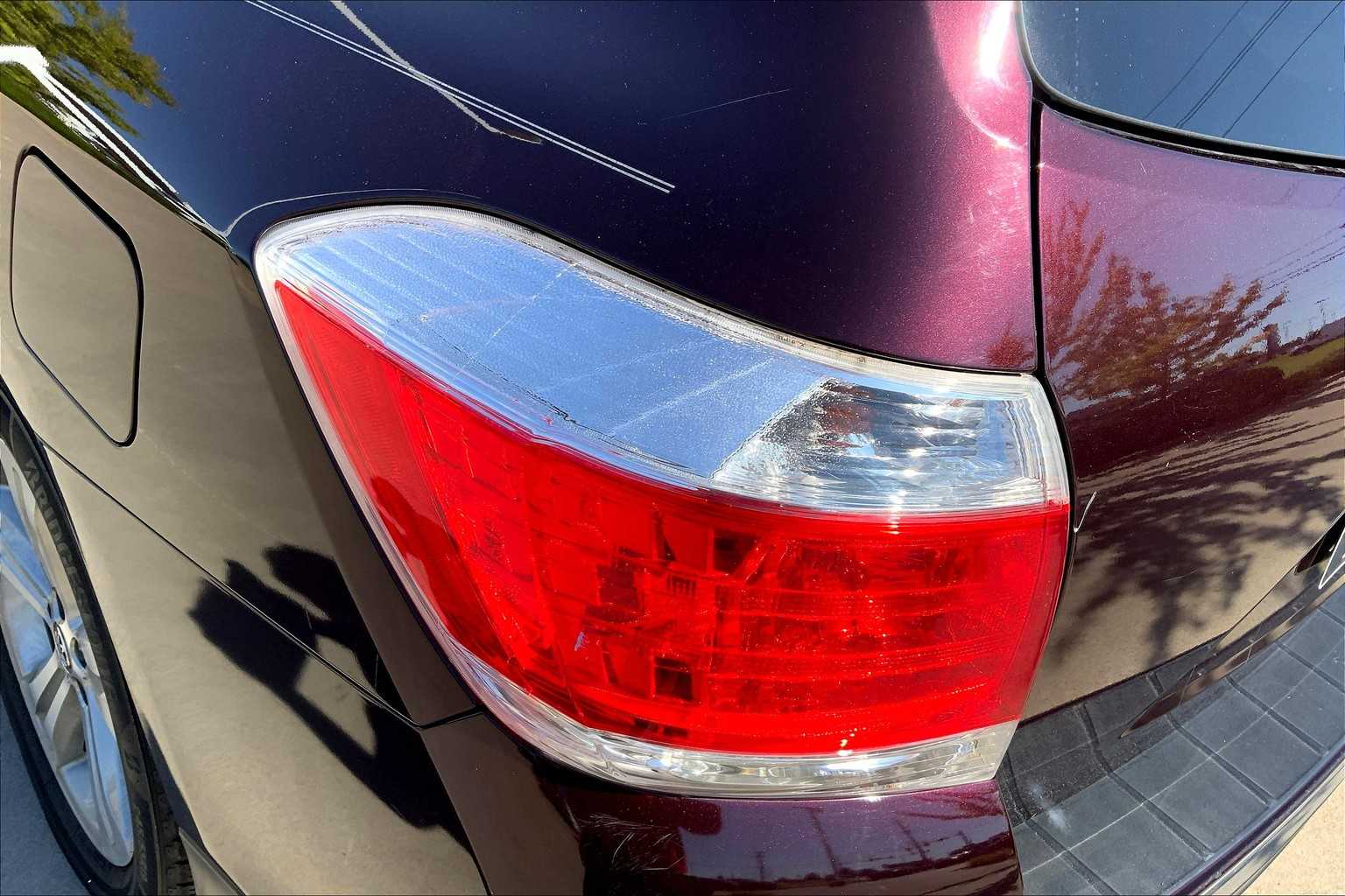 2013 Toyota Highlander Limited photo 25