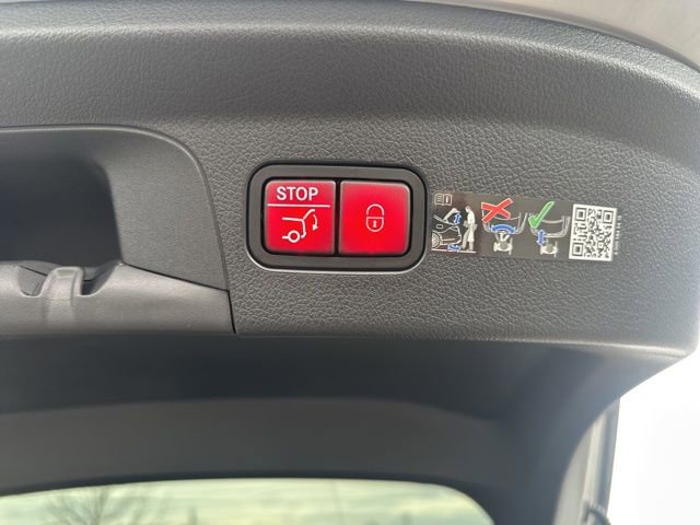 New 2025 MANUFAKTUR Alpine Grey Mercedes-Benz AMG® GLE 63 S 4MATIC+ Coupe image 82