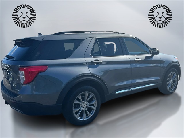 2022 Ford Explorer XLT photo 2