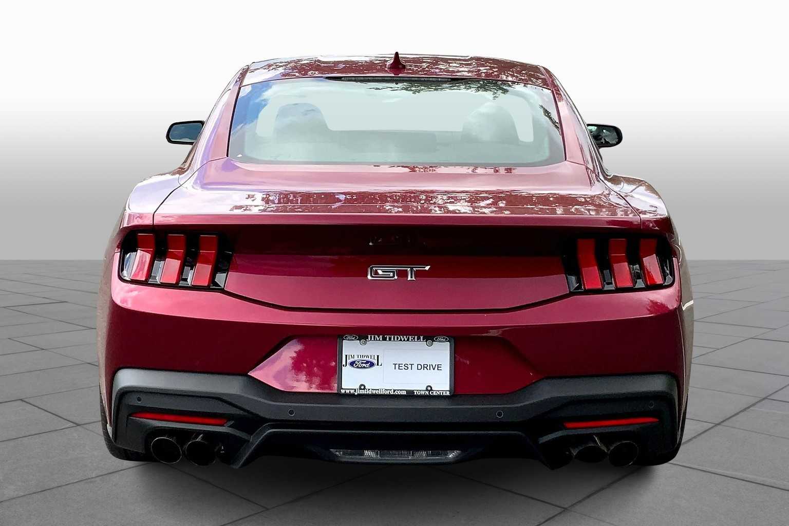 2025 Ford Mustang GT Premium photo 4