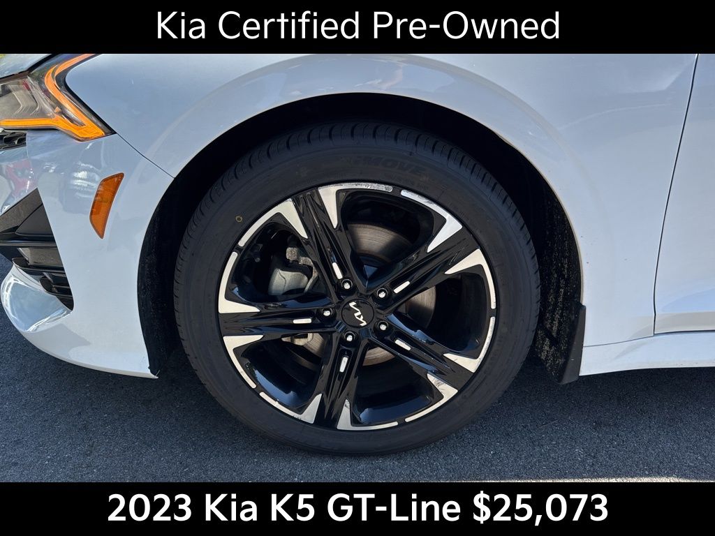 2023 Kia K5 GT-Line photo 9