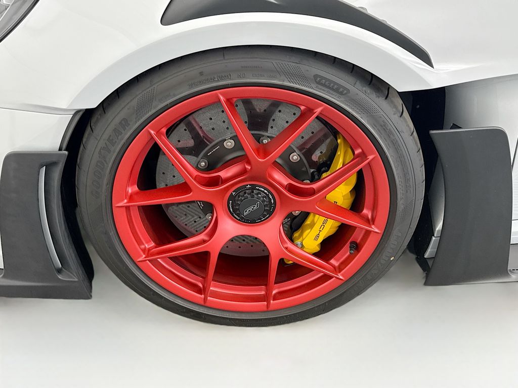 2025 Porsche 911 GT3 RS photo 21