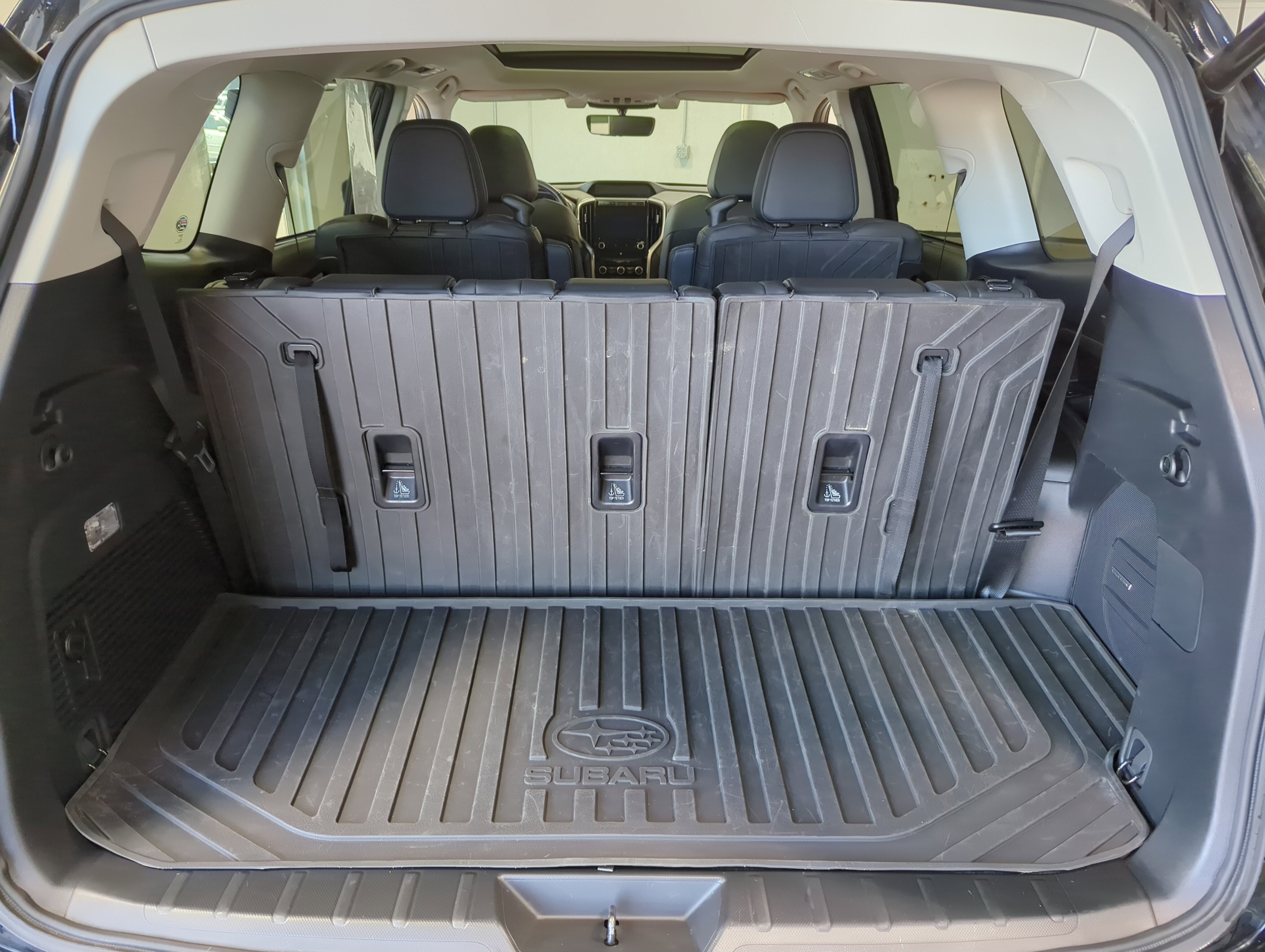 2022 Subaru Ascent Limited photo 23