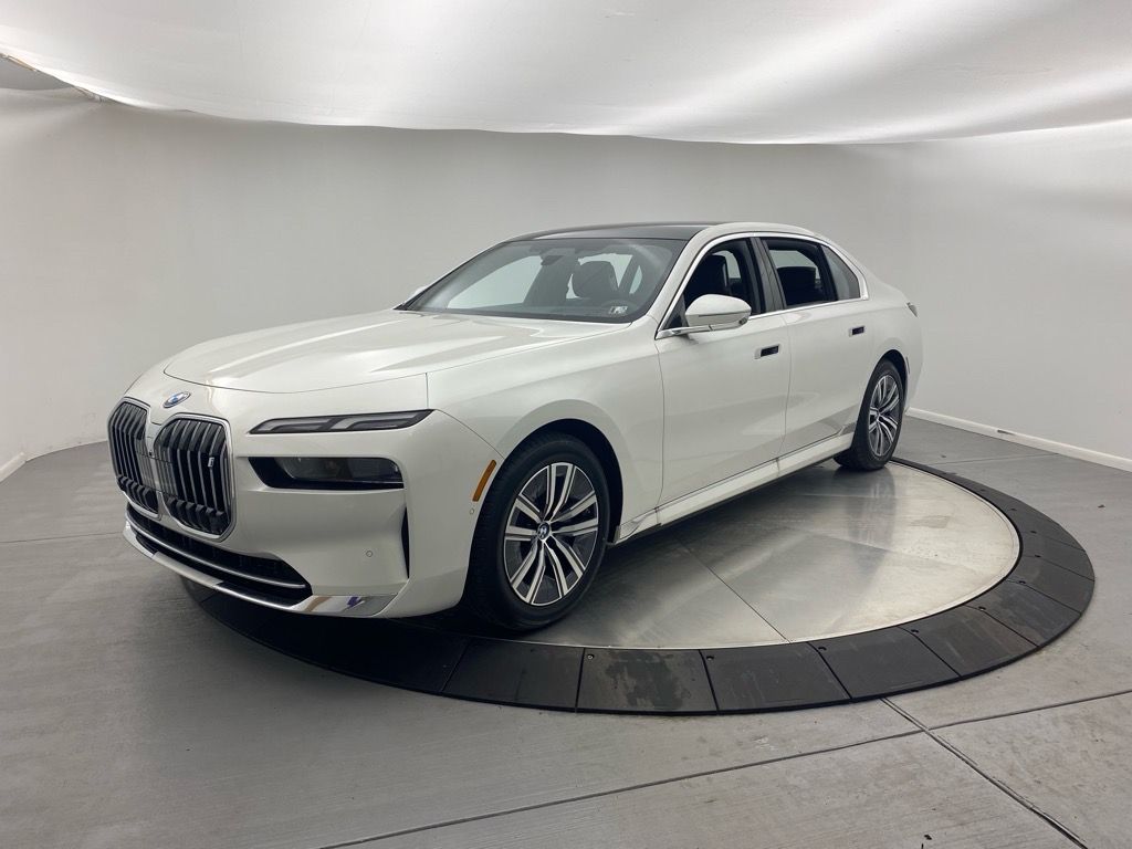 New 2024 White BMW eDrive50 image 1