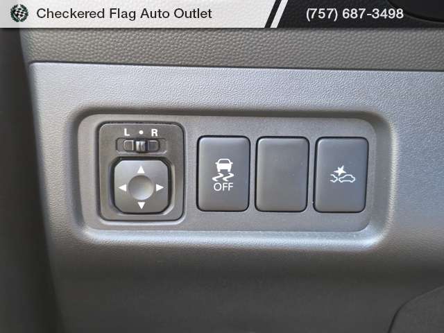 2024 Mitsubishi Mirage ES photo 10