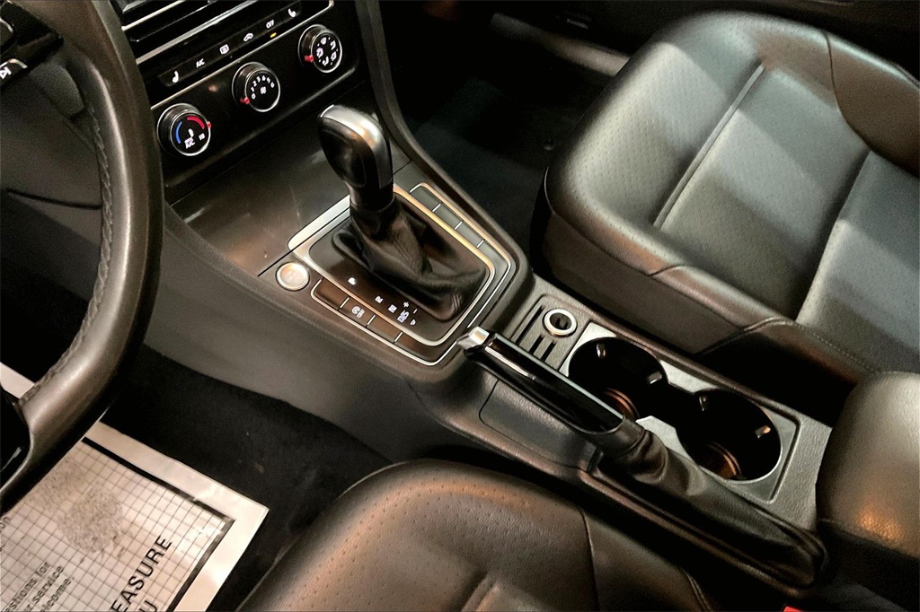 2021 VOLKSWAGEN GOLF - Image 16