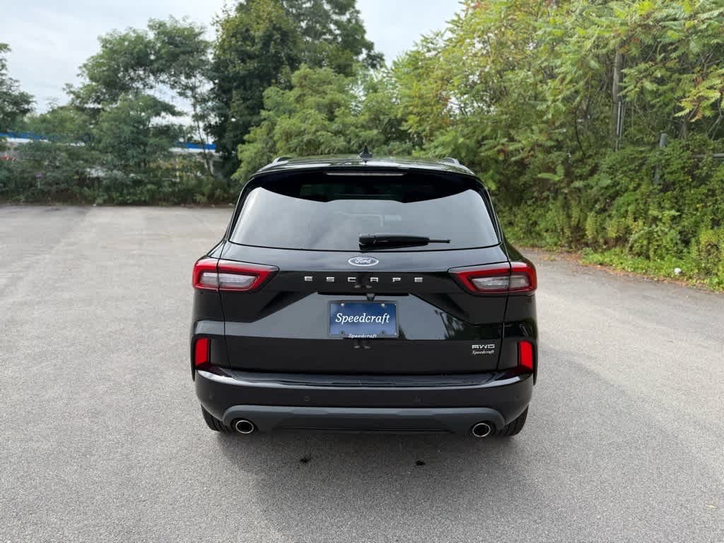 2023 Ford Escape ST-Line Elite photo 4