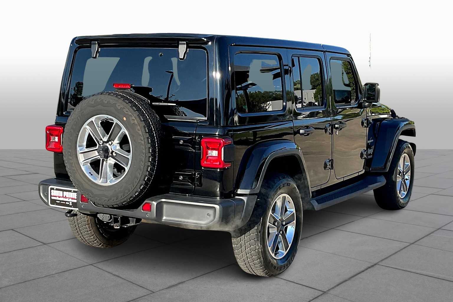 2020 Jeep Wrangler Unlimited North Edition photo 11