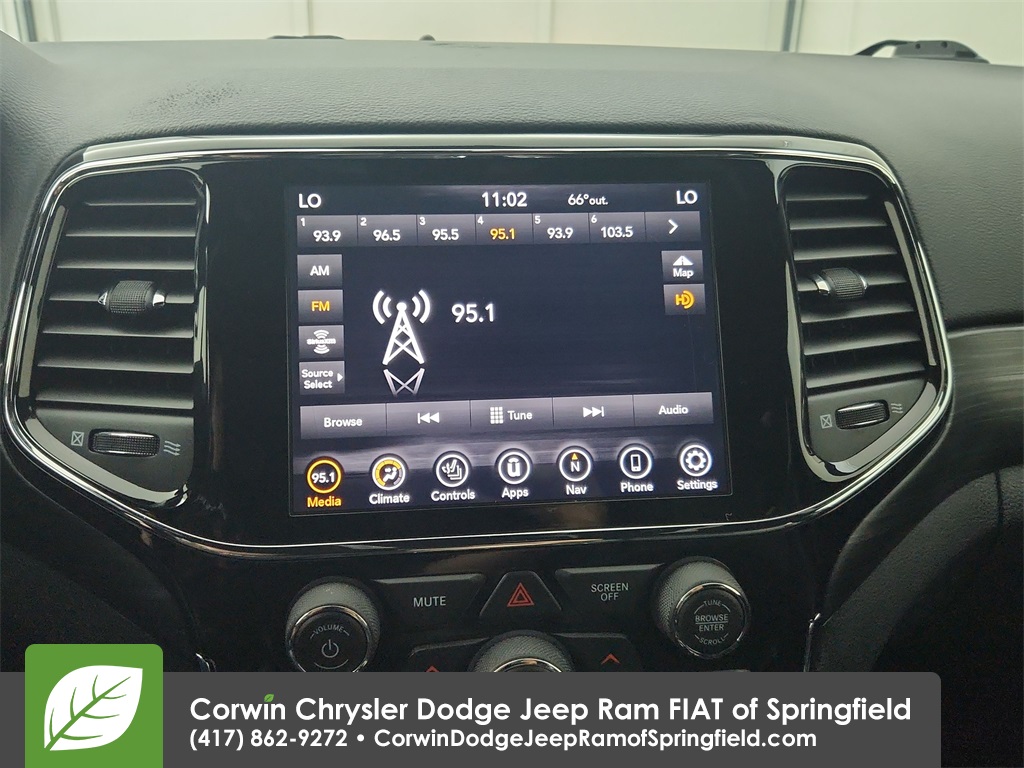 2020 Jeep Grand Cherokee Altitude photo 7