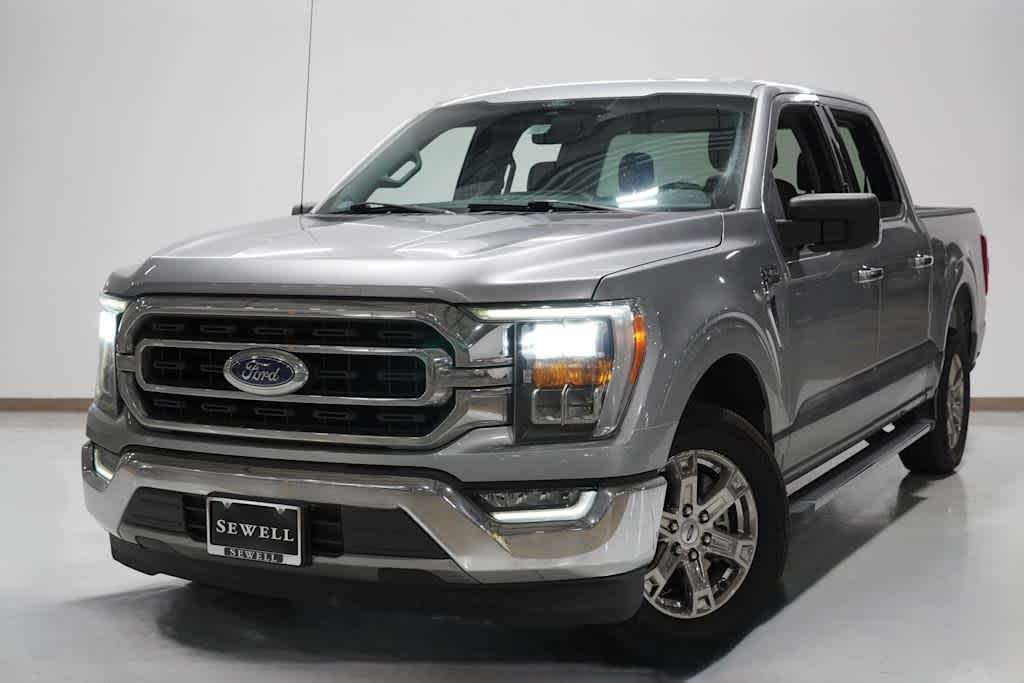 2021 Ford F-150 XLT's photo
