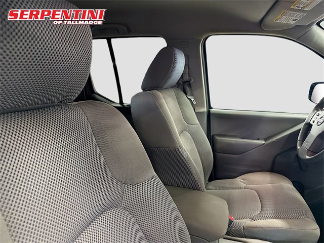 2017 Nissan Frontier S photo 23
