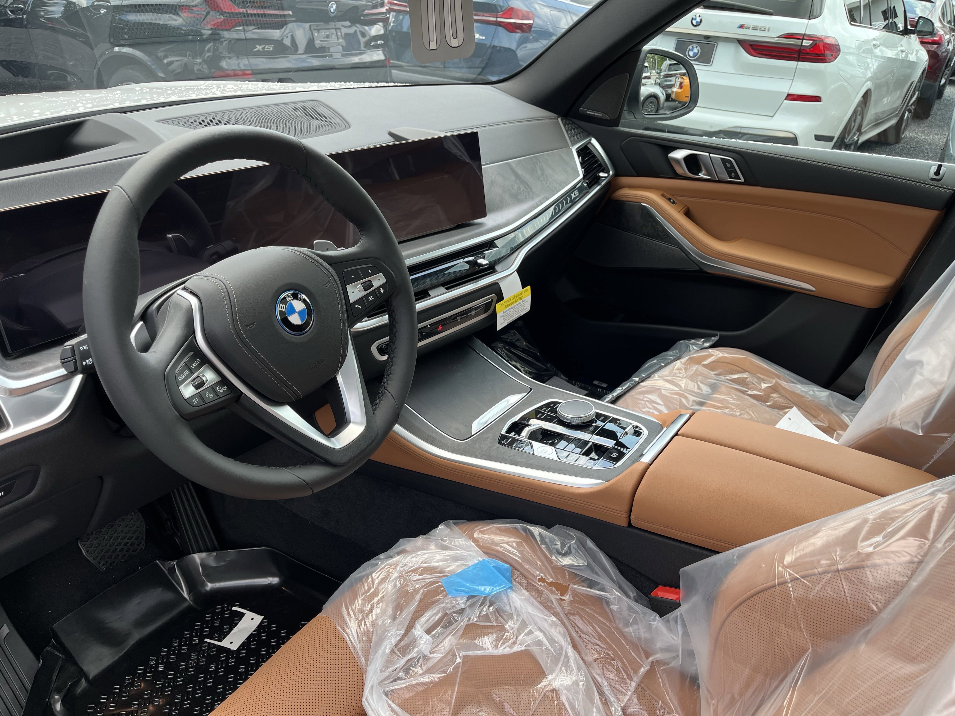 2026 Bmw X5 xDrive50e photo 3