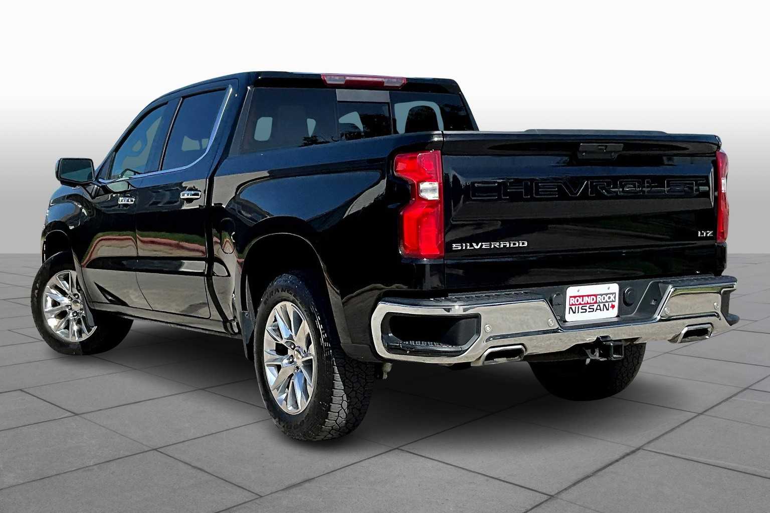 2022 Chevrolet Silverado 1500 LTZ photo 10