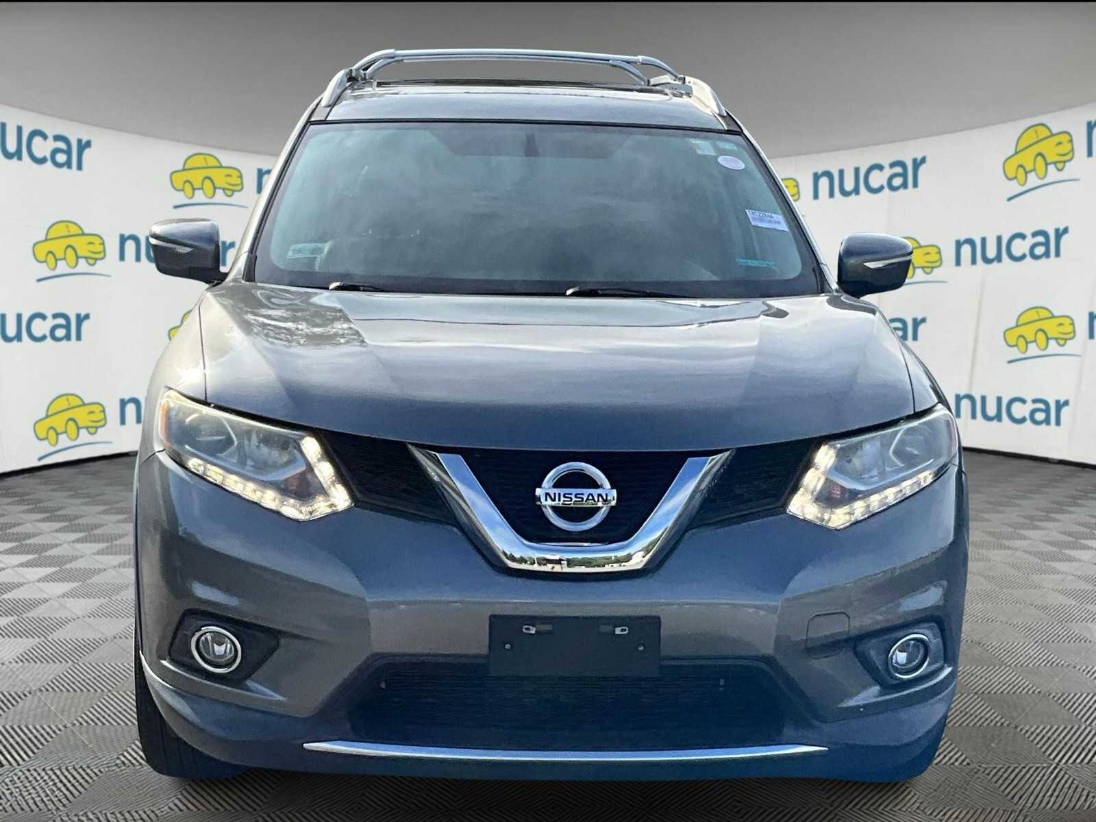 2015 Nissan Rogue SL photo 2