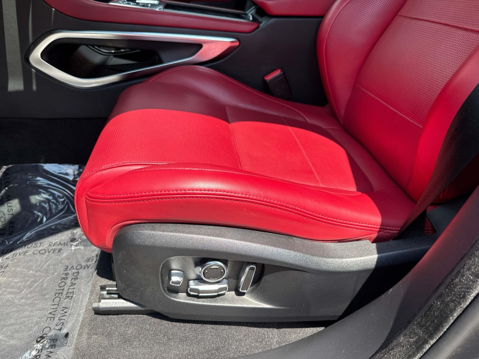 2025 Jaguar F-PACE P250 R-Dynamic S photo 18