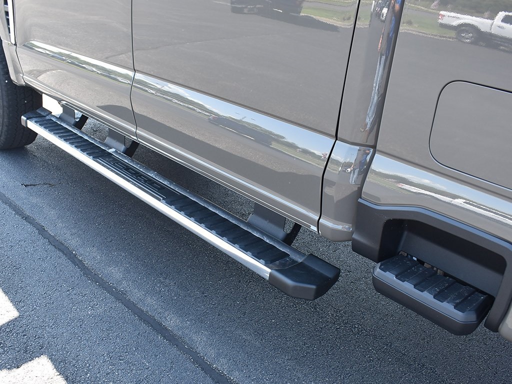 2026 Ford F-250 Lariat photo 14
