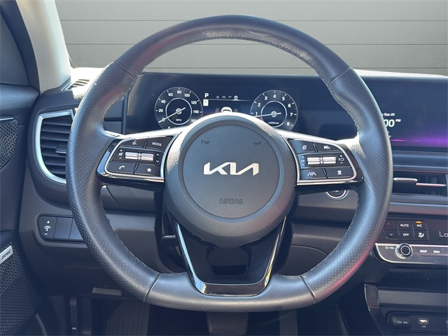 2024 Kia Seltos SX photo 23