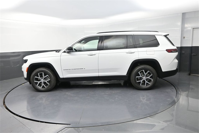 2025 Jeep Grand Cherokee Limited photo 4