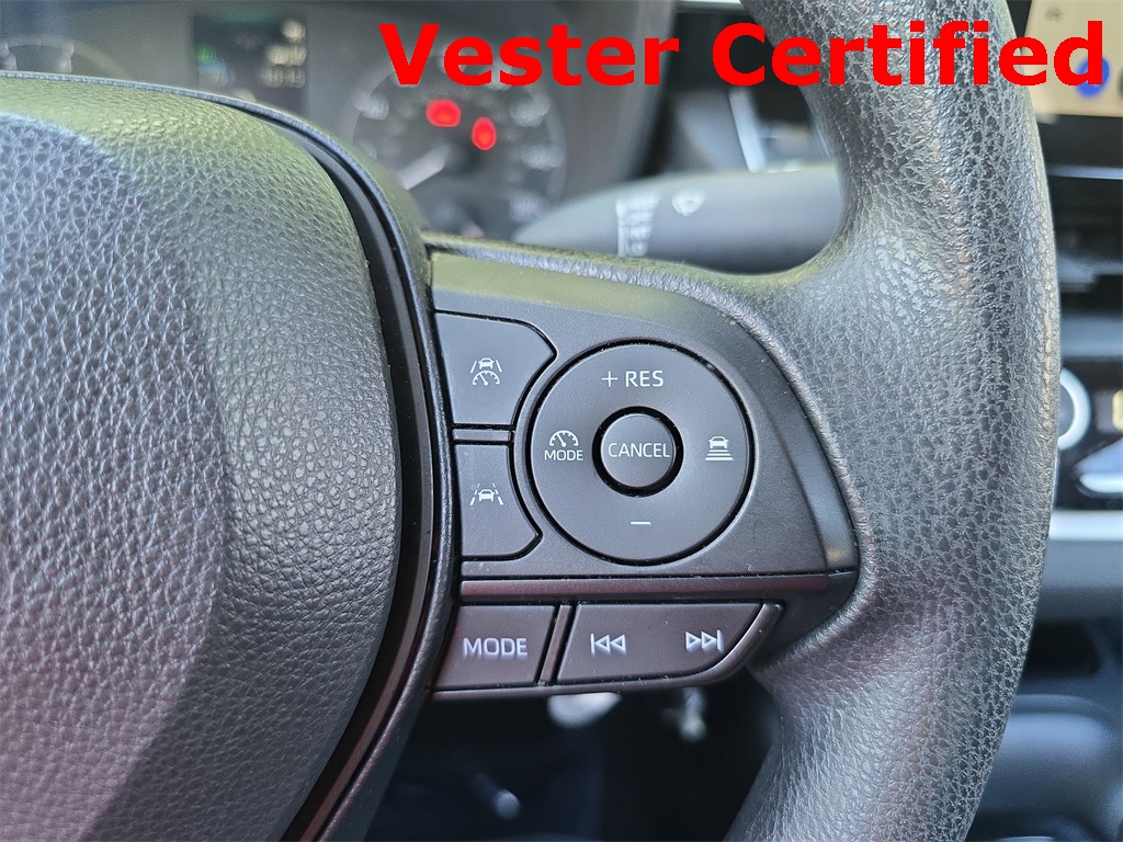 2024 Toyota Corolla Hybrid LE photo 17