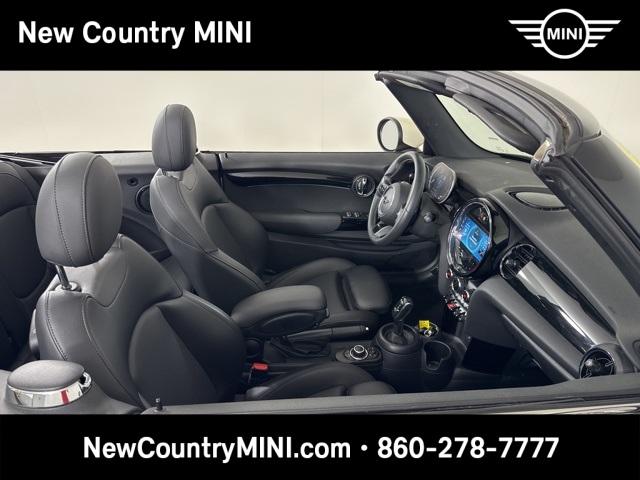 2023 Mini Cooper Convertible S photo 19