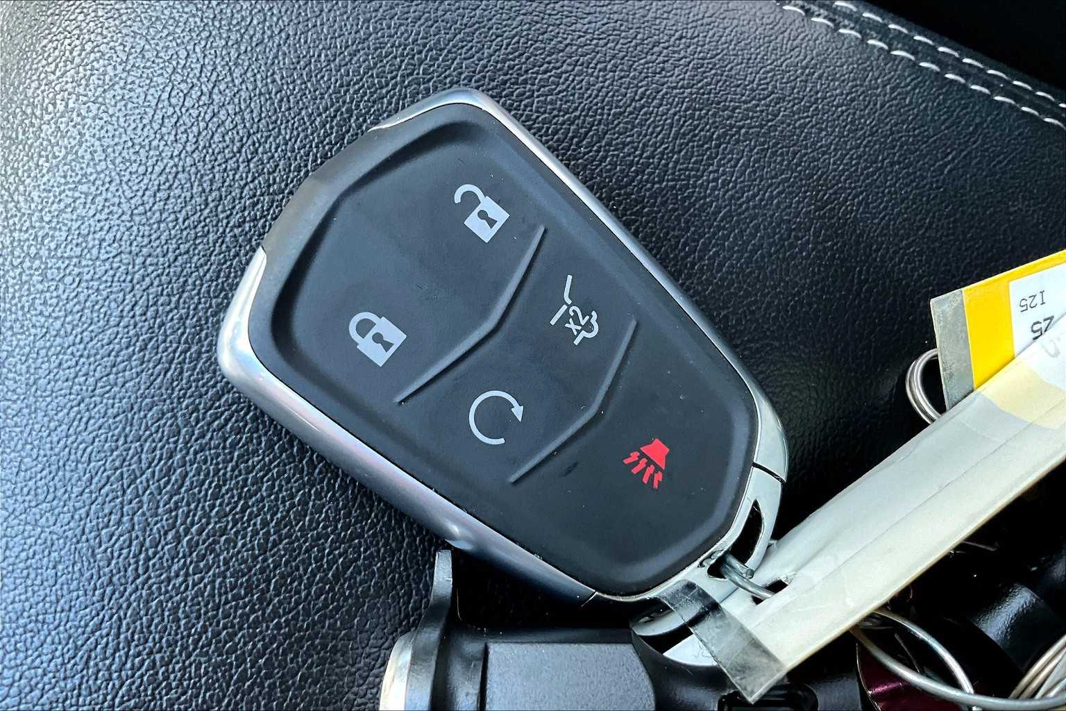 2015 Cadillac SRX Performance photo 14