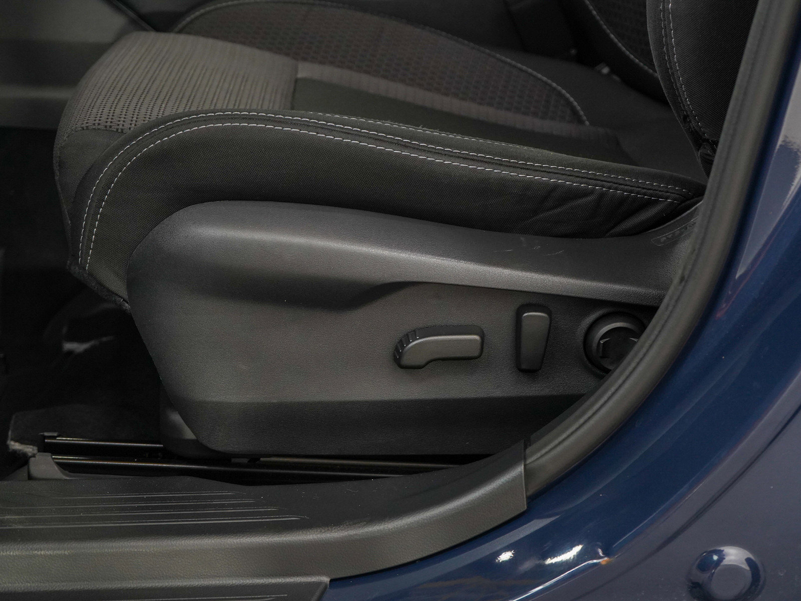 2023 Subaru Outback Premium photo 18