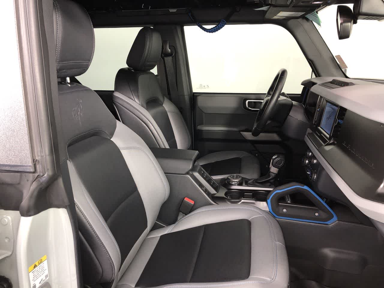2022 Ford Bronco Black Diamond photo 19