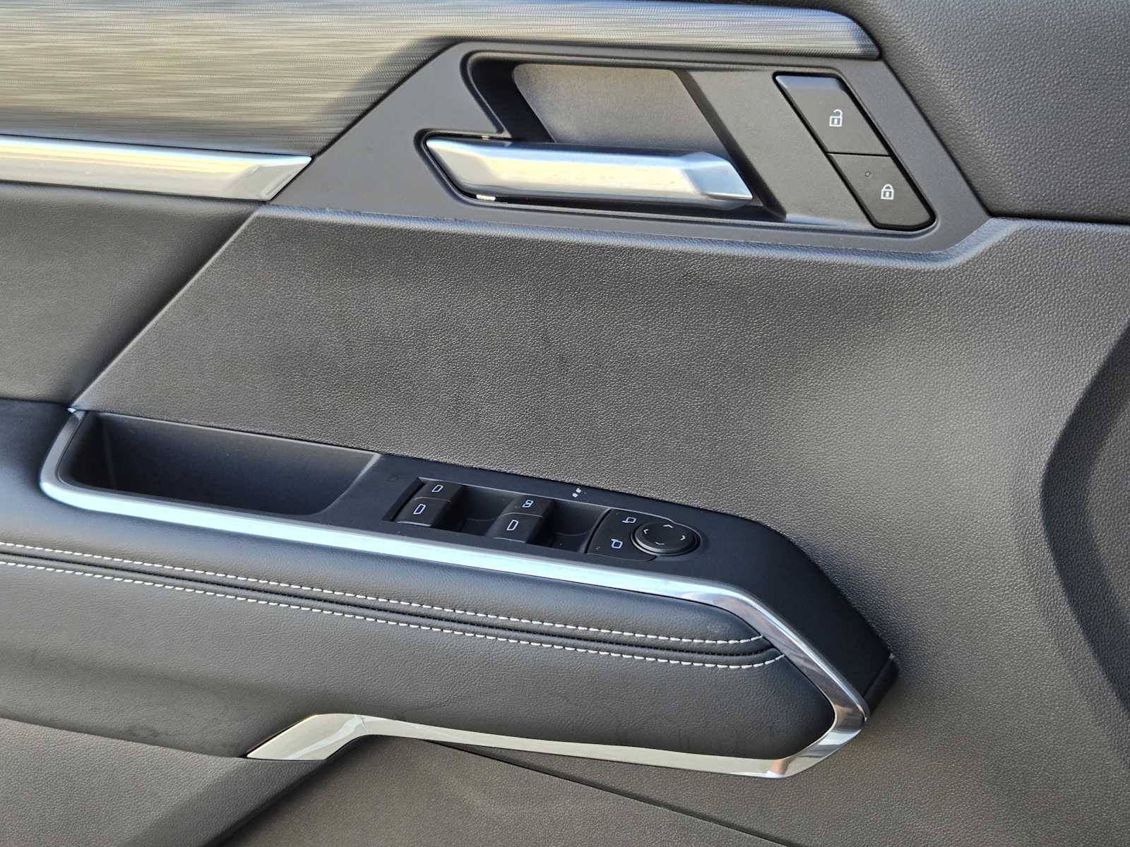 2026 Gmc Acadia Elevation photo 15