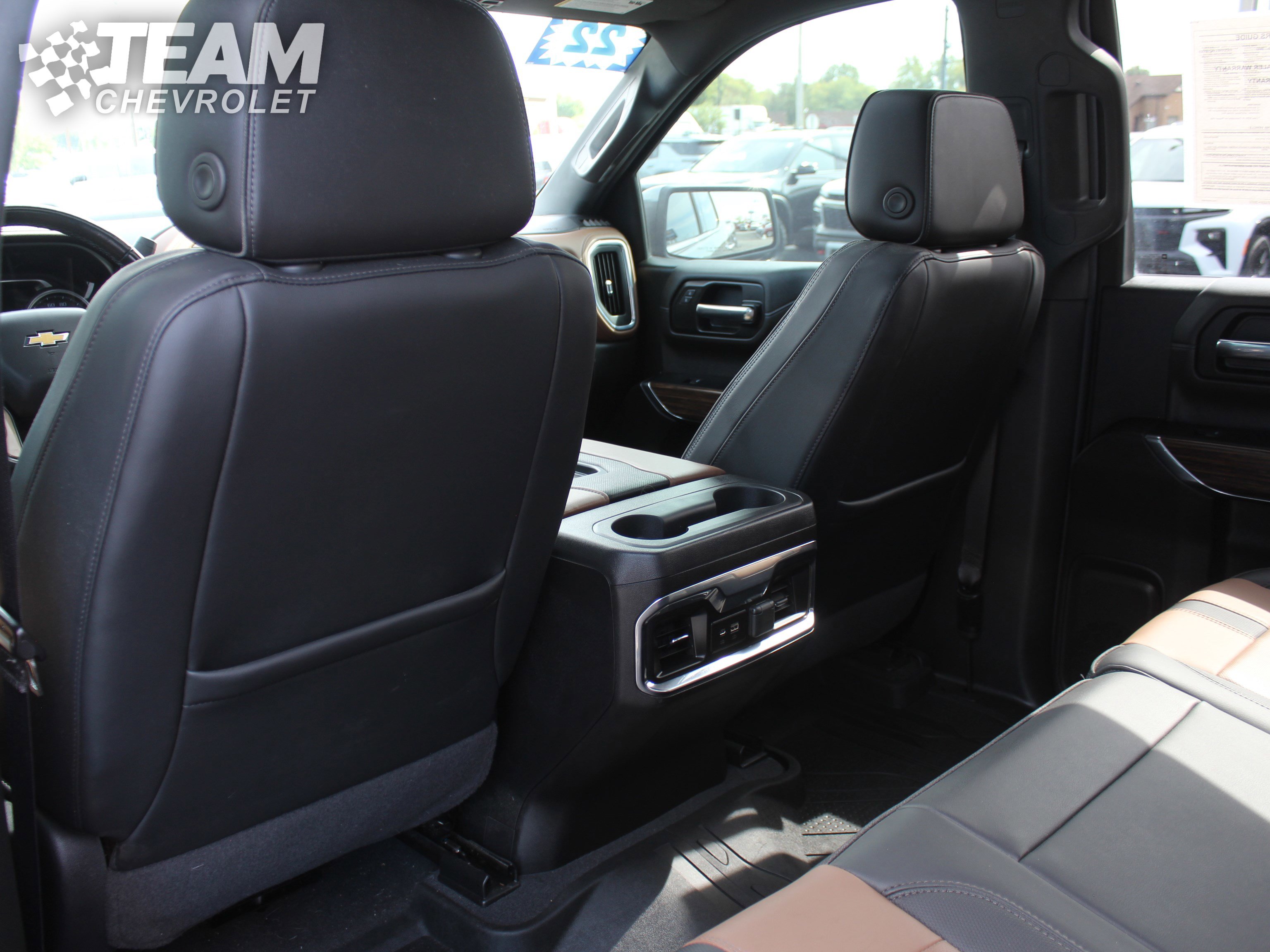 2022 Chevrolet Silverado 1500 High Country photo 23