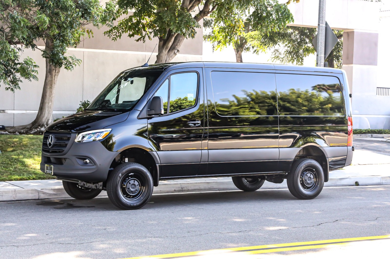 2026 Mercedes-Benz Sprinter Cargo Van Base's photo