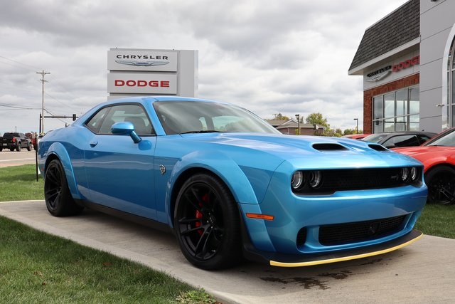 2023 Dodge Challenger SRT8 Hellcat Widebody photo 2