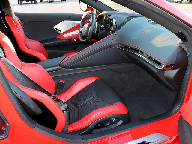 2020 Chevrolet Corvette Stingray 2LT photo 25
