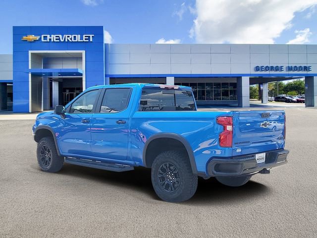 2025 Chevrolet Silverado 1500 ZR2 photo 3