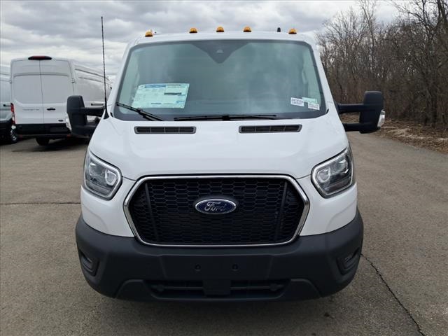 2024 Ford Transit Chassis Cutaway photo 2