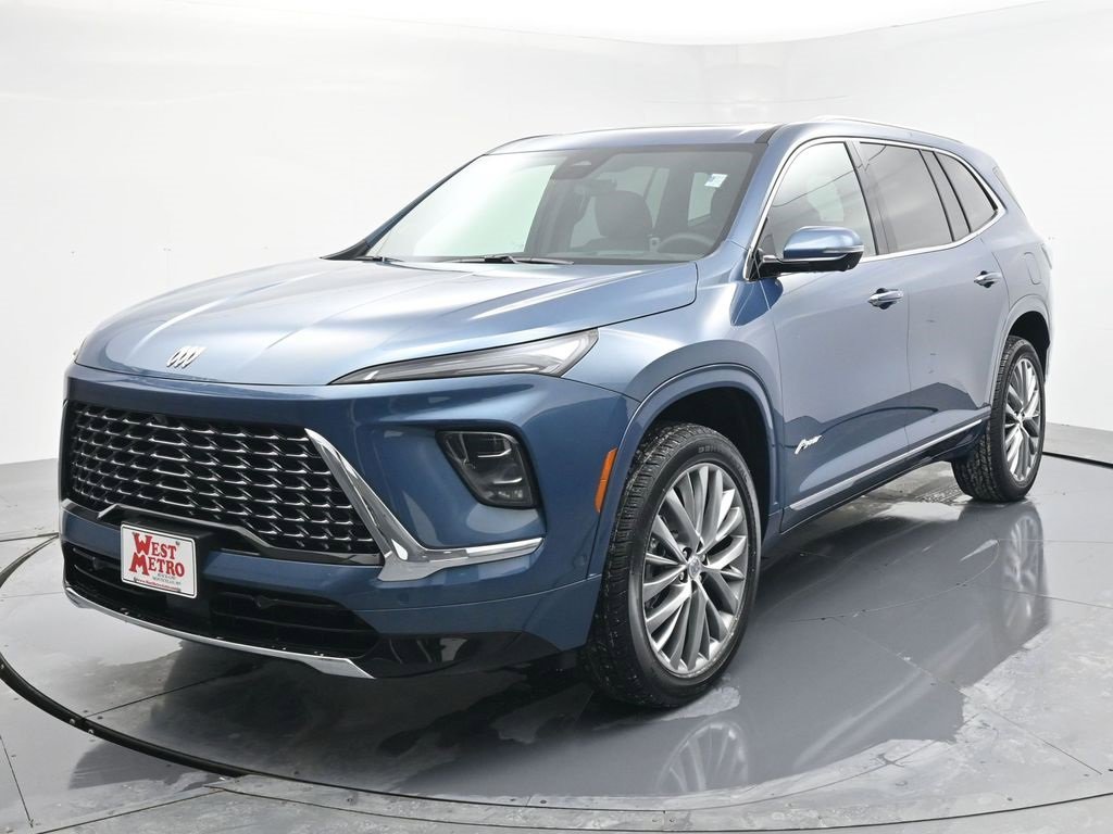2026 Buick Enclave Avenir's photo
