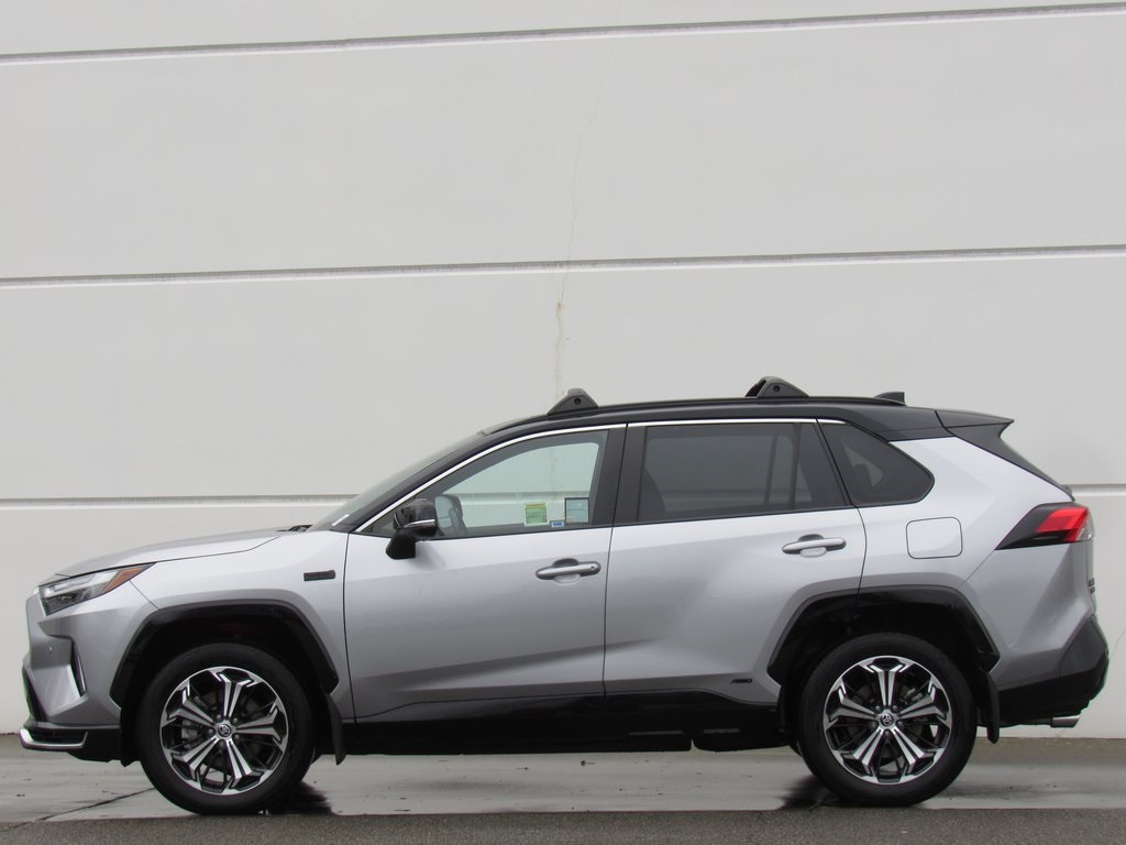 2024 Toyota RAV4 Prime XSE Premium photo 3